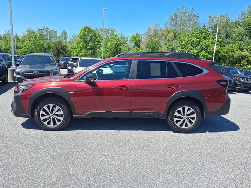 Certified 2024 Subaru Outback Premium AWD/4WD image 8