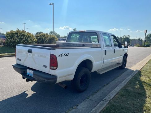 Used 2004 Ford F250 Lariat AWD/4WD image 3