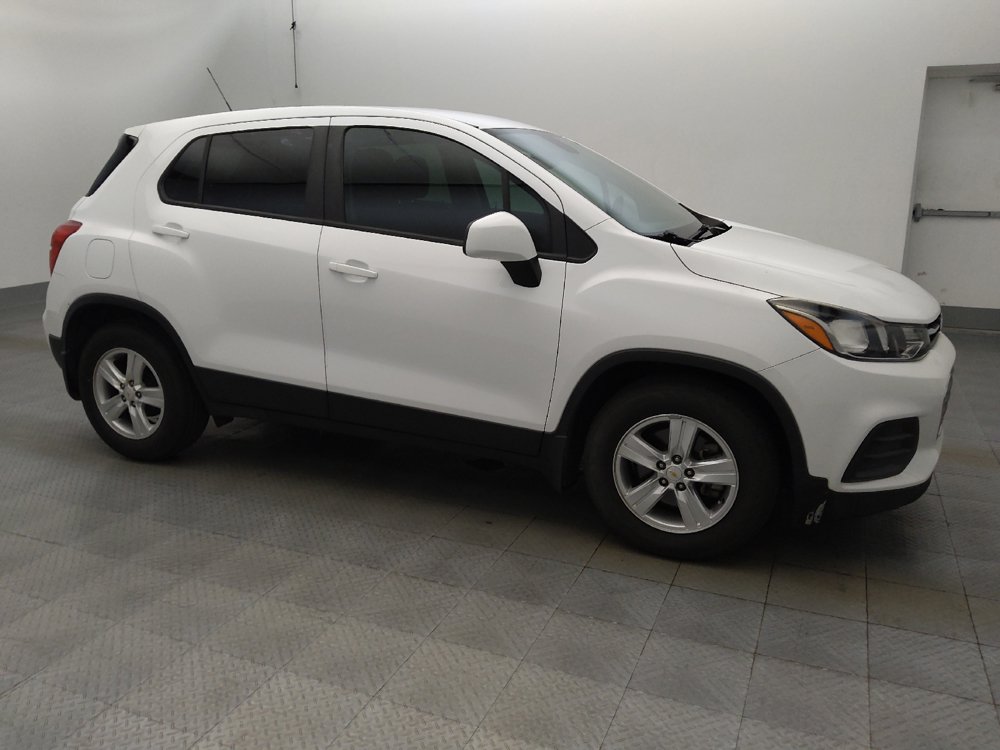 Used 2020 Chevrolet Trax LS w/ LPO, Protection Package FWD image 11