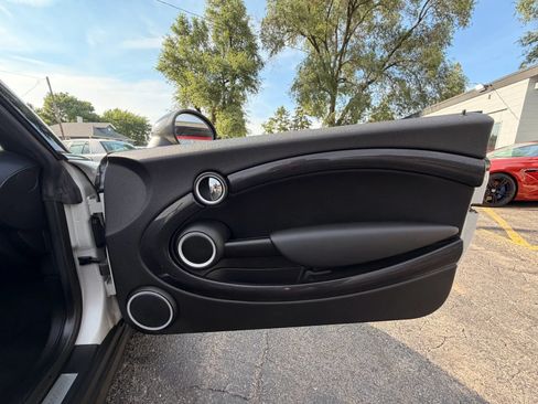 Used 2013 MINI Cooper S FWD image 27