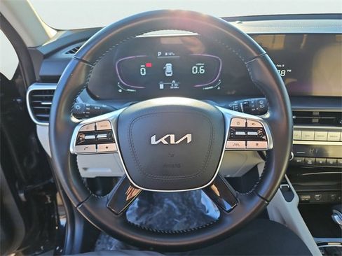 Certified 2023 Kia Telluride S w/ S Sunroof Package image 31