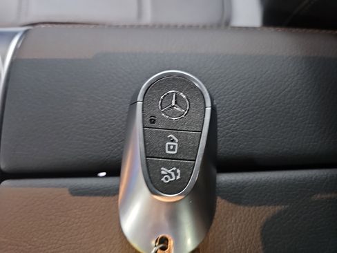 Certified 2026 Mercedes-Benz GLC 300 image 35