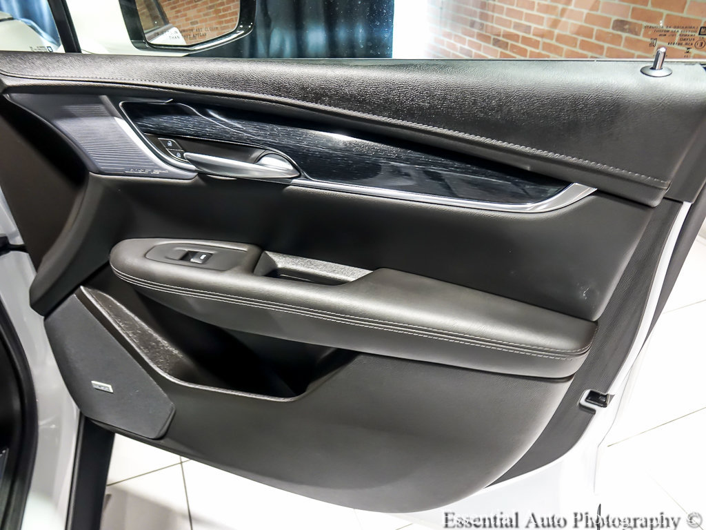 Used 2024 Cadillac XT5 Premium Luxury w/ LPO, Floor Liner Package AWD/4WD image 31
