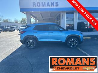 New 2025 Chevrolet TrailBlazer LT w/ Convenience Package image 1