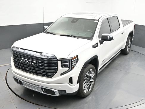 Used 2024 GMC Sierra 1500 Denali Ultimate AWD/4WD image 44