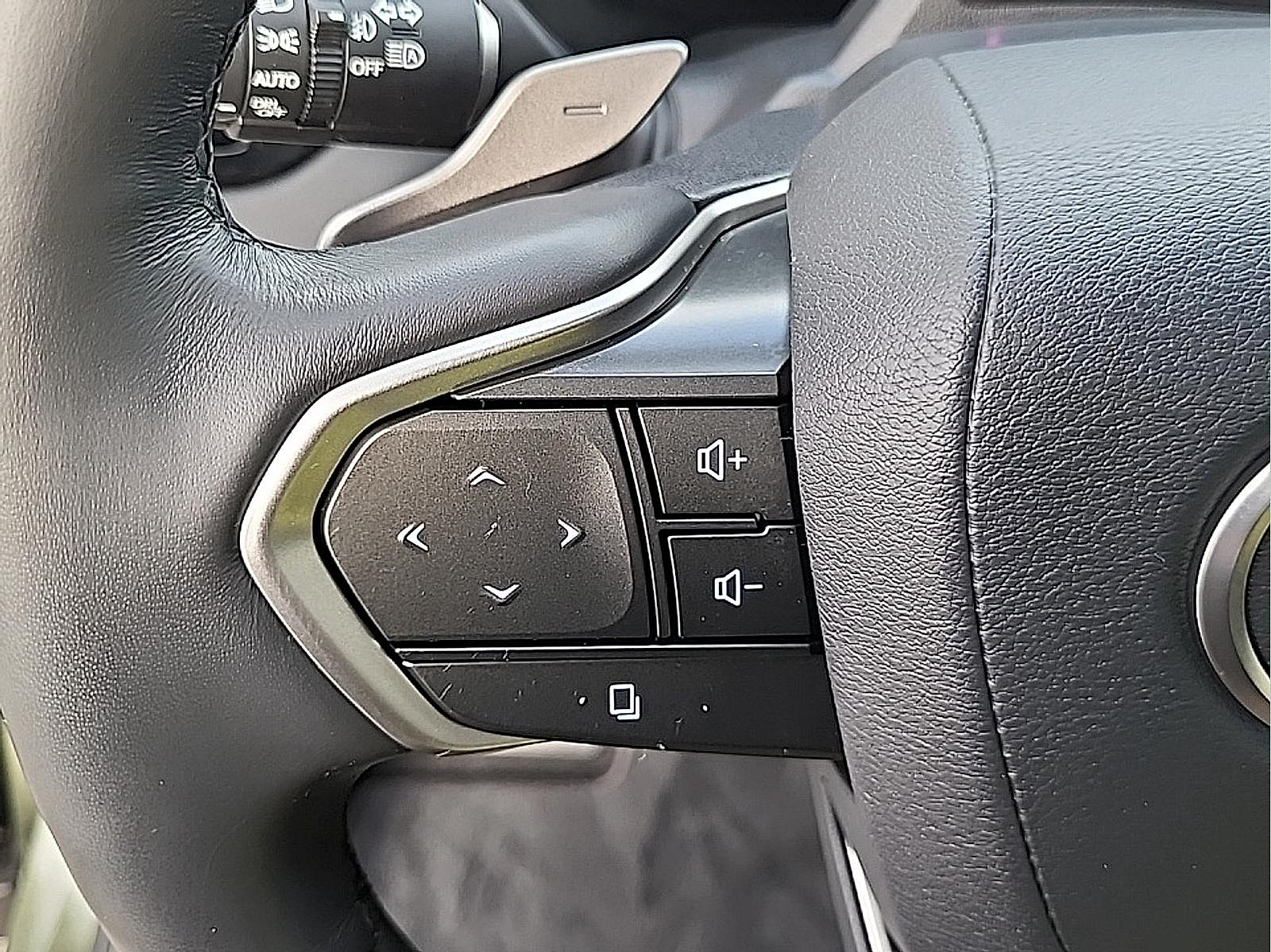 Used 2024 Lexus RX 350 AWD w/ Convenience Package image 19