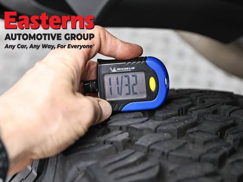 Used 2025 Jeep Wrangler Unlimited Rubicon 4xe w/ Convenience Group image 28