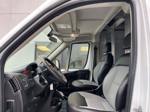 Used 2016 RAM ProMaster 2500 w/ Interior Convenience Group image 9