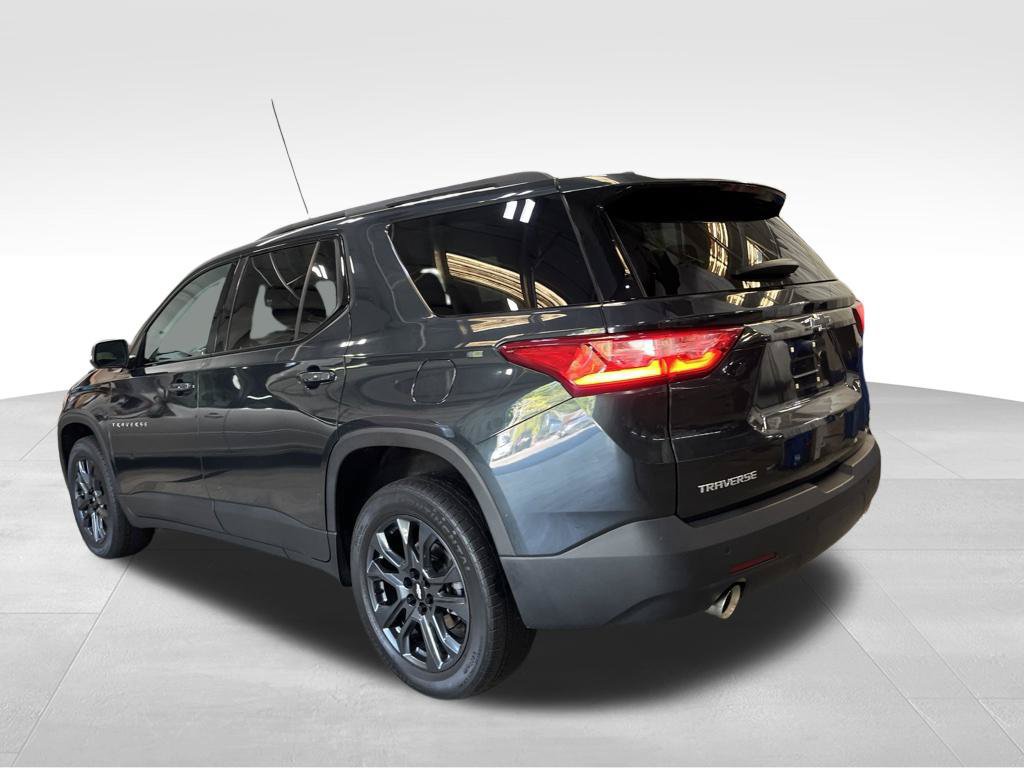 Used 2021 Chevrolet Traverse RS FWD image 3