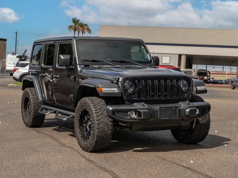 Used 2024 Jeep Wrangler Unlimited Sport AWD/4WD image 1