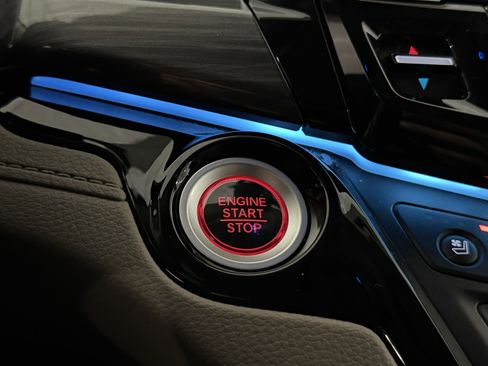 Used 2024 Honda Odyssey Elite image 32