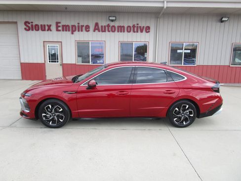 Used 2024 Hyundai Sonata SEL AWD/4WD image 4