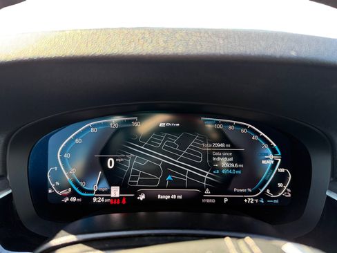 Used 2023 BMW 530e w/ Convenience Package RWD image 11