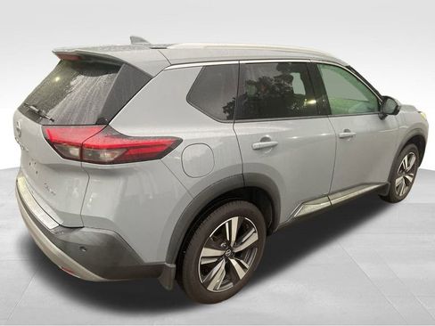 Used 2021 Nissan Rogue SL w/ Premium Package image 11