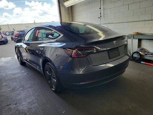 Used 2019 Tesla Model 3 Long Range RWD image 4