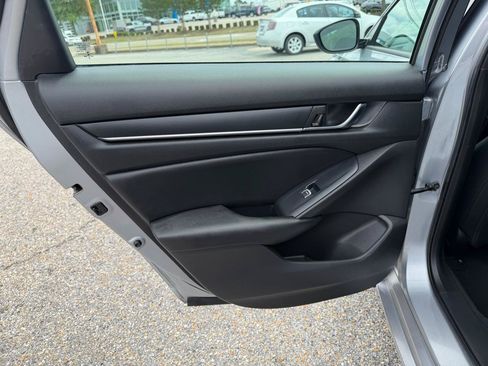 Used 2020 Honda Accord Sport image 35