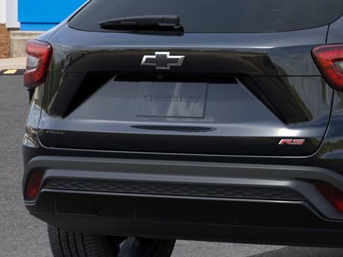 New 2026 Chevrolet Trax RS w/ Sunroof Package image 50
