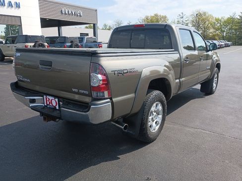 Used 2013 Toyota Tacoma 4x4 Double Cab w/ SR5 Pkg image 8