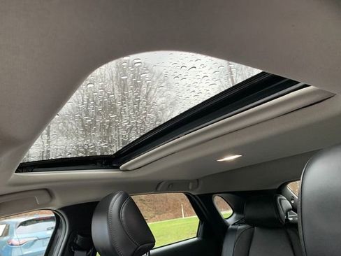 Used 2023 MAZDA CX-30 AWD 2.5 S w/ Premium Package image 24