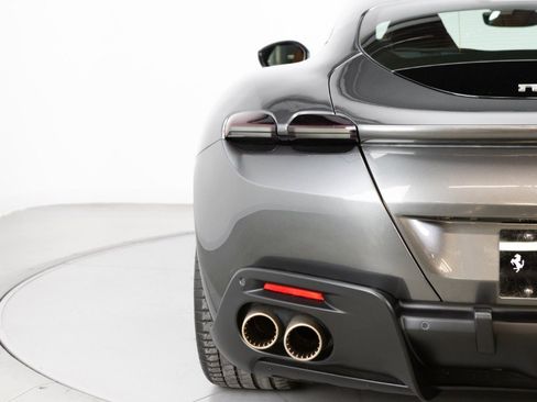 Used 2023 Ferrari Roma image 26