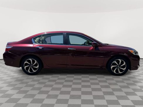 Used 2017 Honda Accord EX-L image 9