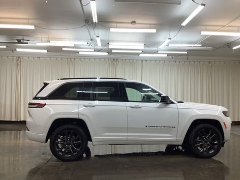 New 2026 Jeep Grand Cherokee Limited image 5