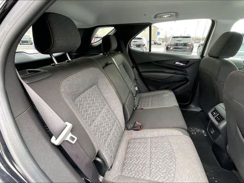 Used 2024 Chevrolet Equinox LT image 27
