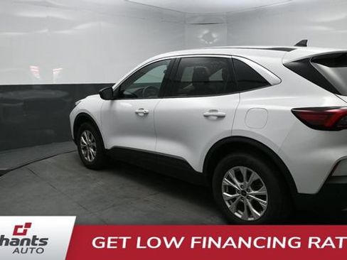 Used 2024 Ford Escape Active AWD/4WD image 4