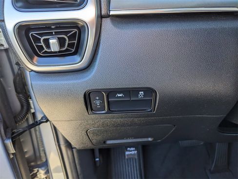 Certified 2023 Kia Sorento LX image 31