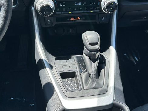 Certified 2025 Toyota RAV4 XLE FWD image 20