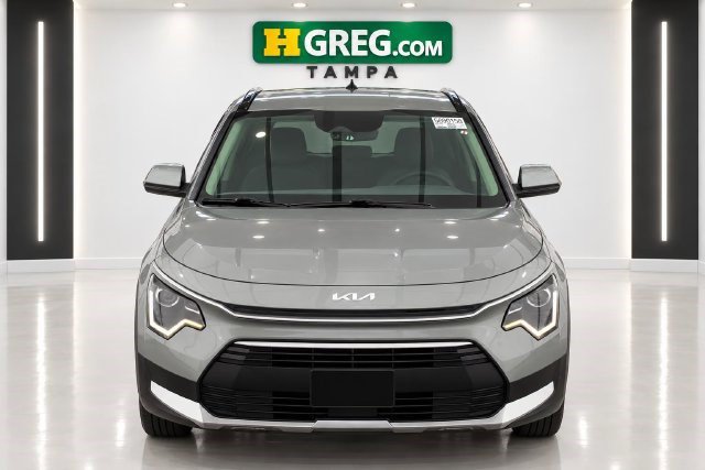 Used 2024 Kia Niro EX FWD image 7
