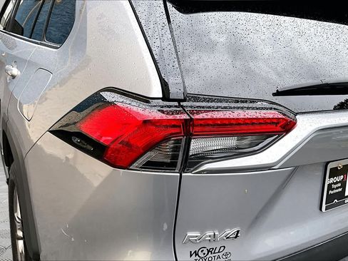 Certified 2024 Toyota RAV4 LE AWD/4WD image 29