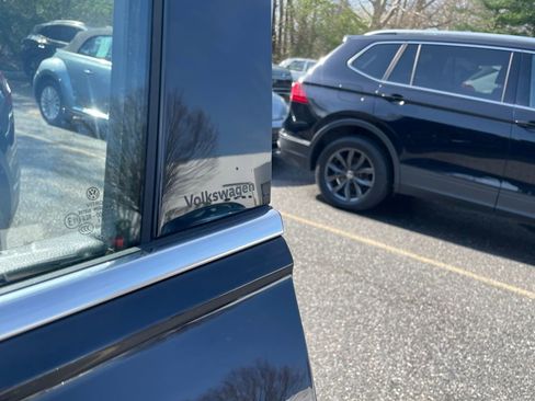 Certified 2022 Volkswagen Tiguan SE AWD/4WD image 31