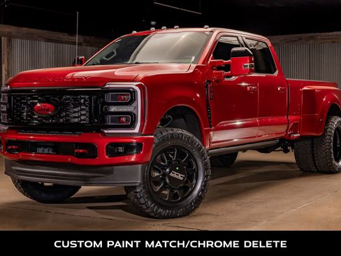 Used 2025 Ford F350 Platinum image 5