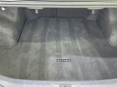 Certified 2025 Nissan Altima 2.5 SR FWD image 10