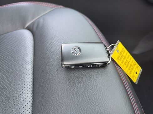 New 2025 MAZDA CX-5 Carbon Edition image 27