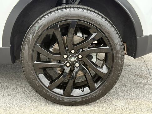 Used 2017 Land Rover Discovery Sport HSE Luxury AWD/4WD image 19