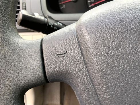 Used 2005 Kia Spectra LX image 23