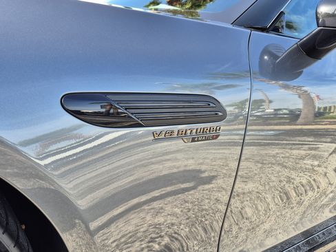 Used 2023 Mercedes-Benz SL 55 AMG 4MATIC image 12
