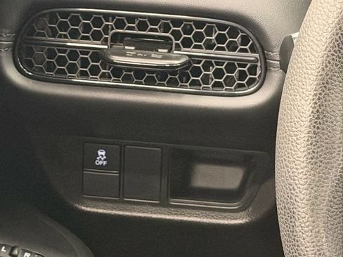 Certified 2024 Honda HR-V LX image 30