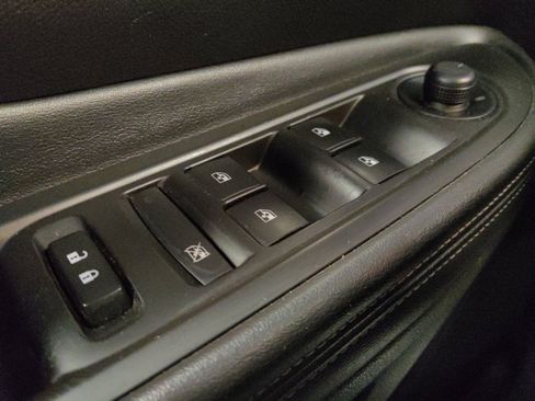 Used 2018 Buick Encore Preferred w/ Experience Buick Package image 27