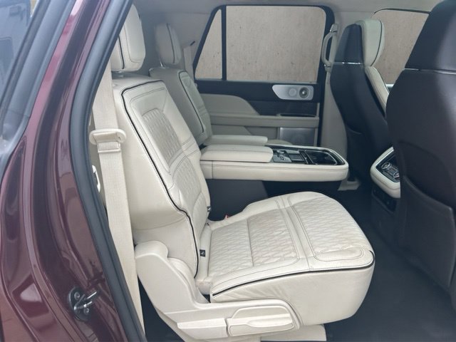 Used 2018 Lincoln Navigator L Black Label AWD/4WD image 18