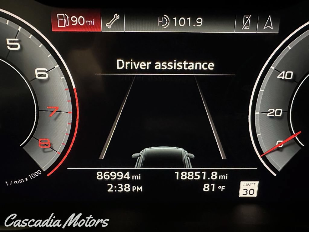Used 2019 Audi Q8 Prestige w/ Luxury Package AWD/4WD image 16