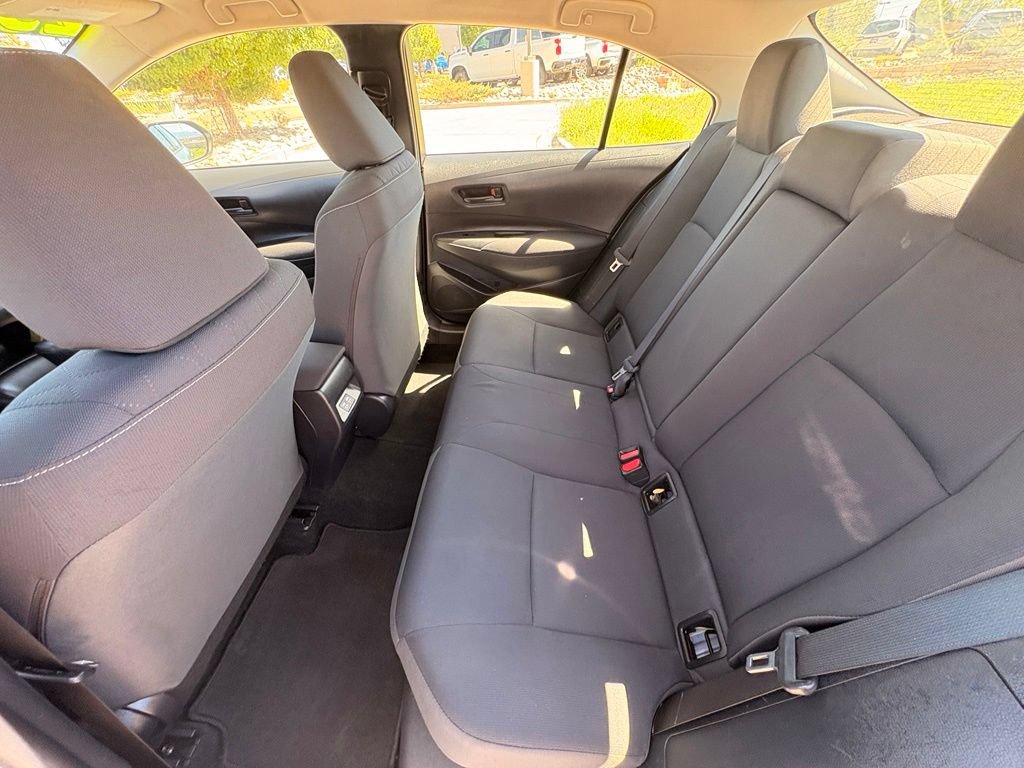 Used 2025 Toyota Corolla LE w/ Carpet Mat Package (TMS) FWD image 30