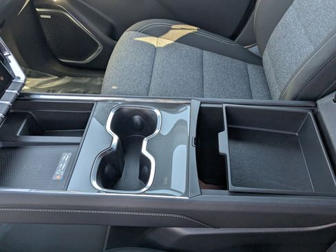 New 2026 GMC Acadia Elevation image 21