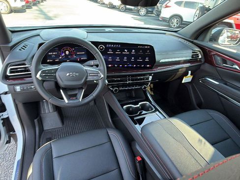 New 2026 Chevrolet Traverse Z71 w/ Driver Confidence Package AWD/4WD image 22