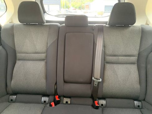 Used 2025 Nissan Rogue SV FWD image 26