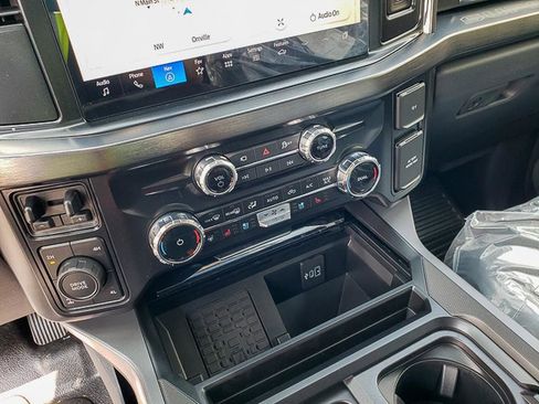 New 2026 Ford F350 Lariat AWD/4WD image 14