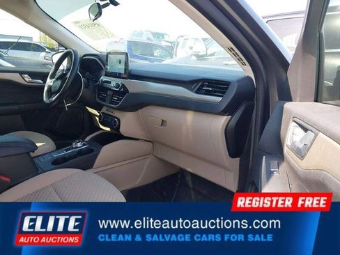 Used 2021 Ford Escape SE FWD image 9