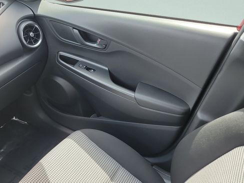 Certified 2023 Hyundai Kona SE image 14